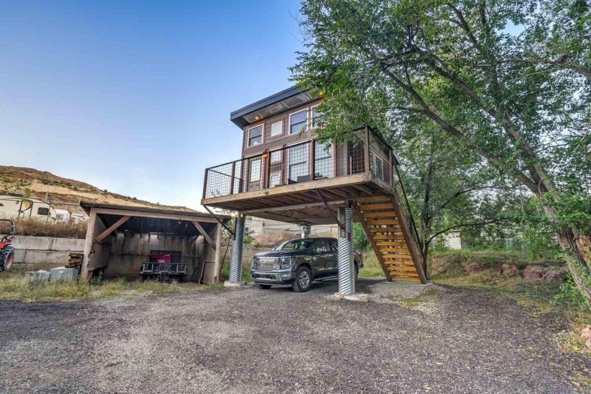 Red Rock Treehouse Unique In Old Colorado City Колорадо Спрингс Екстериор снимка